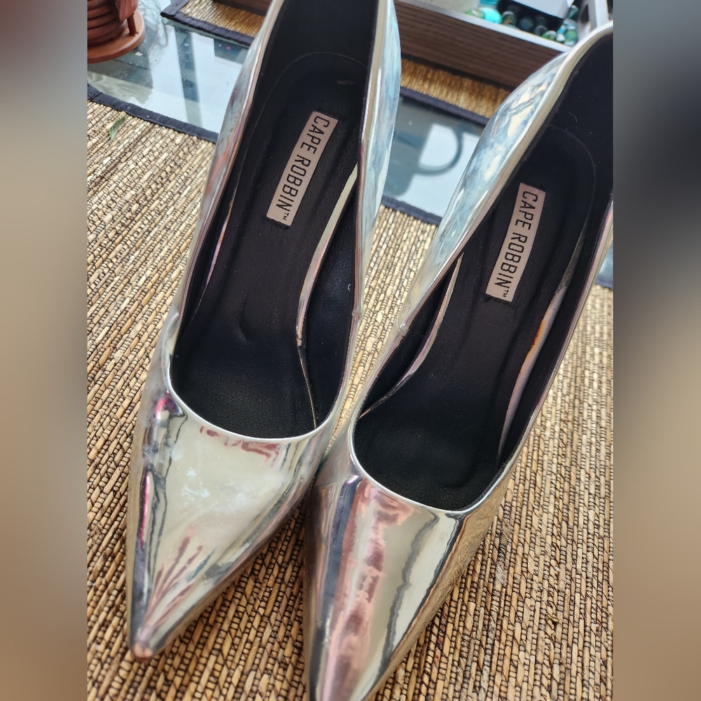 Silver Pumps - Picture 2 of 2